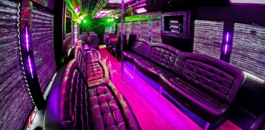 JMI Limousine Portland Oregon Party Bus Christmas Light Tours