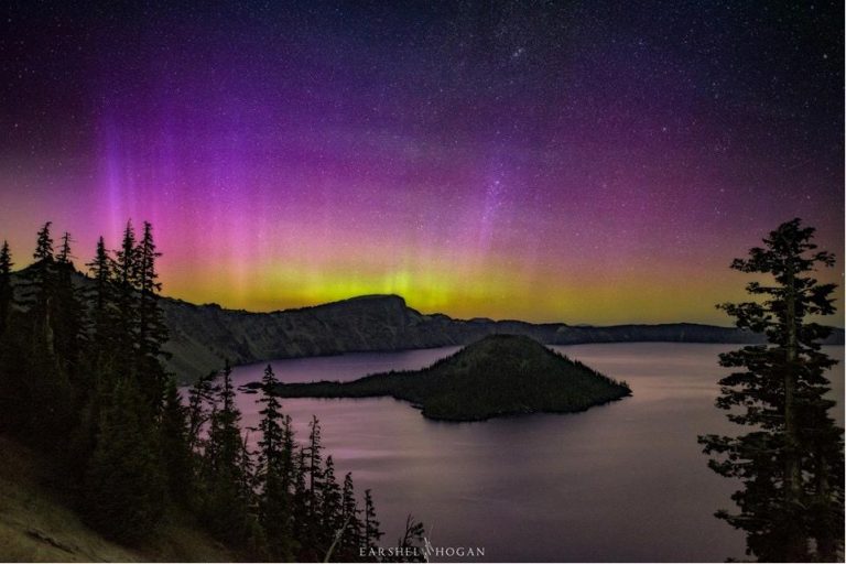 See The Incredible Northern Lights Display From Oregon This Weekend!