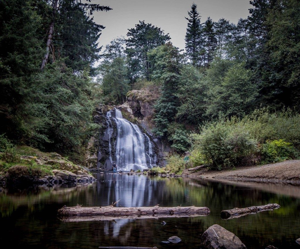 young rivers falls