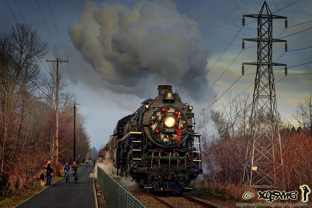 holiday express train