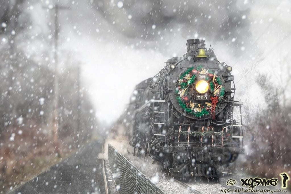 holiday express train