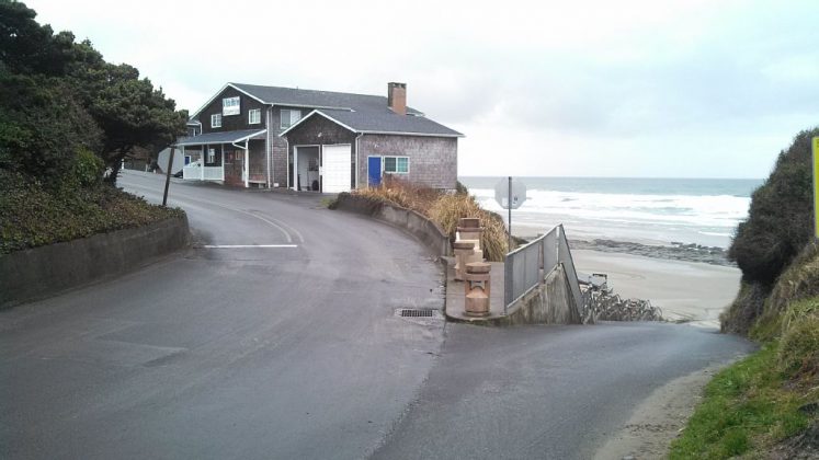 12 Awesome Oregon Coast Vacation Rentals For Less Than 100   Rental6 747x420 