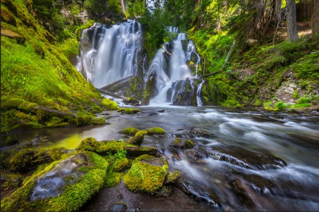 This Southern Oregon Waterfall Road Trip is The Perfect Getaway