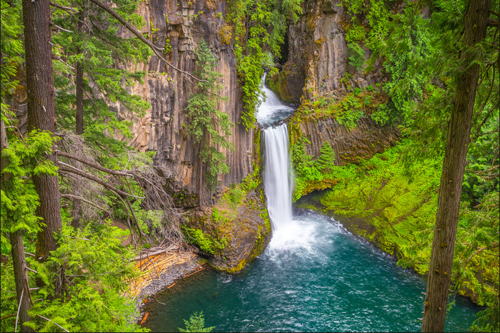 waterfalls in Southern Oregon