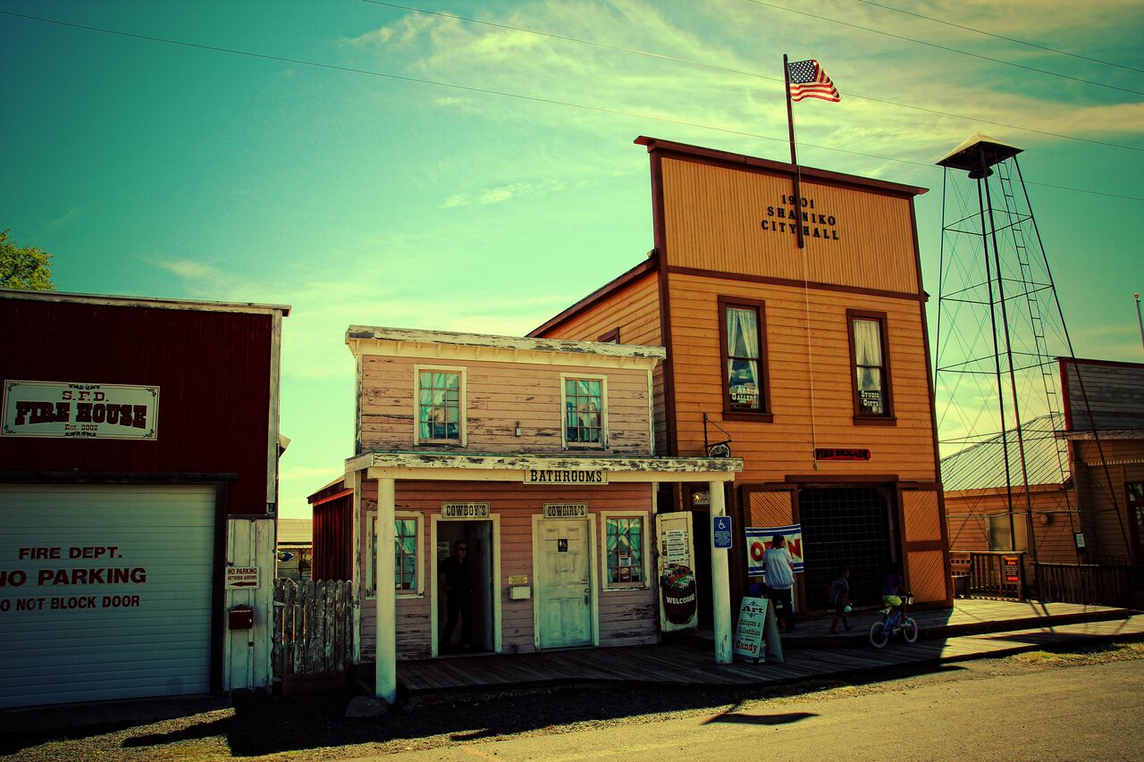 shaniko ghost town, near columbia southern railway