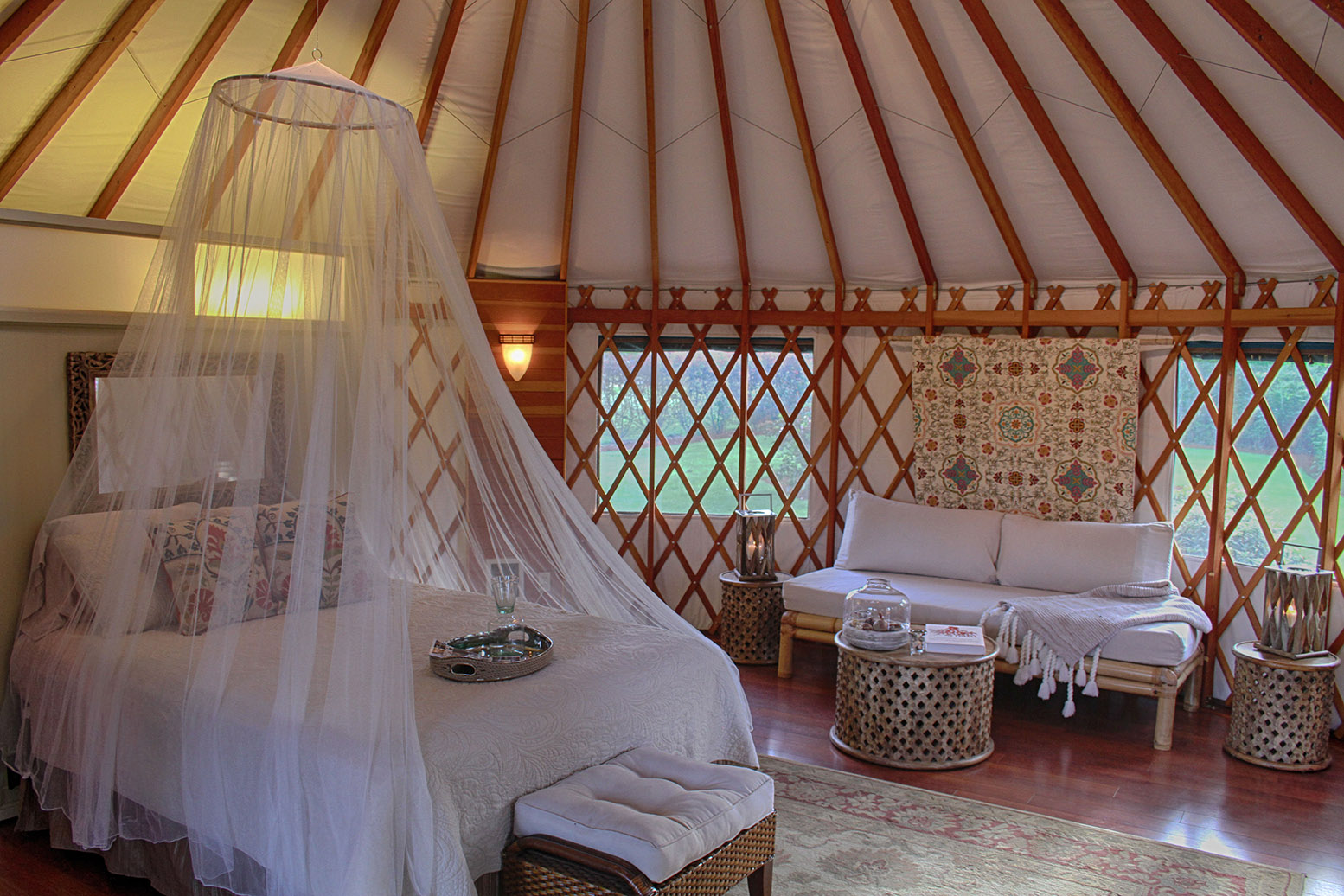 24 Glamping Interior