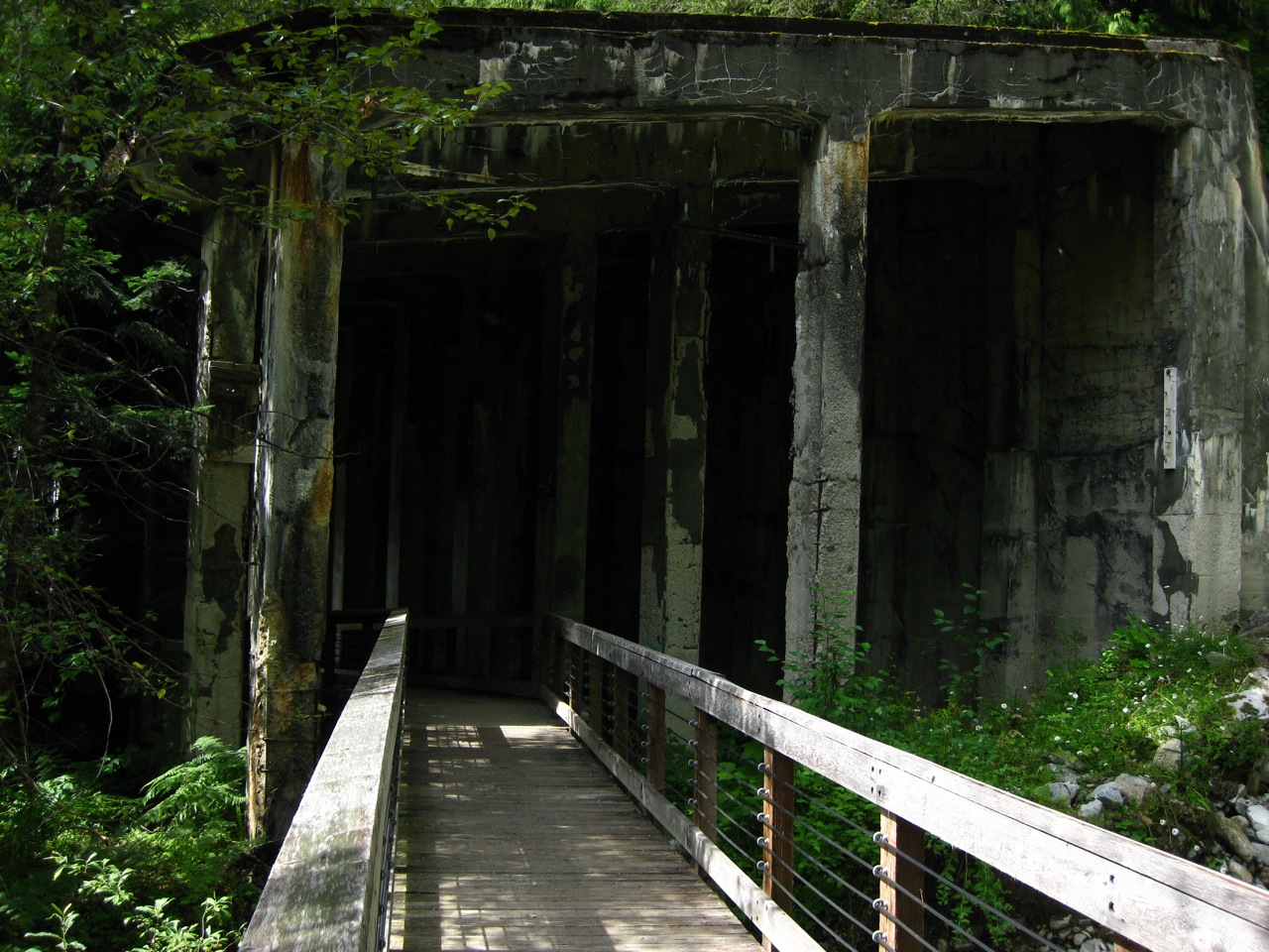 iron goat trail dark tunnel haunted
