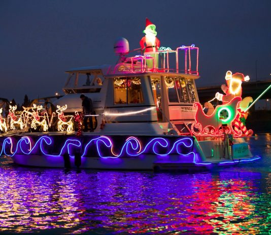 christmas ship parade oregon