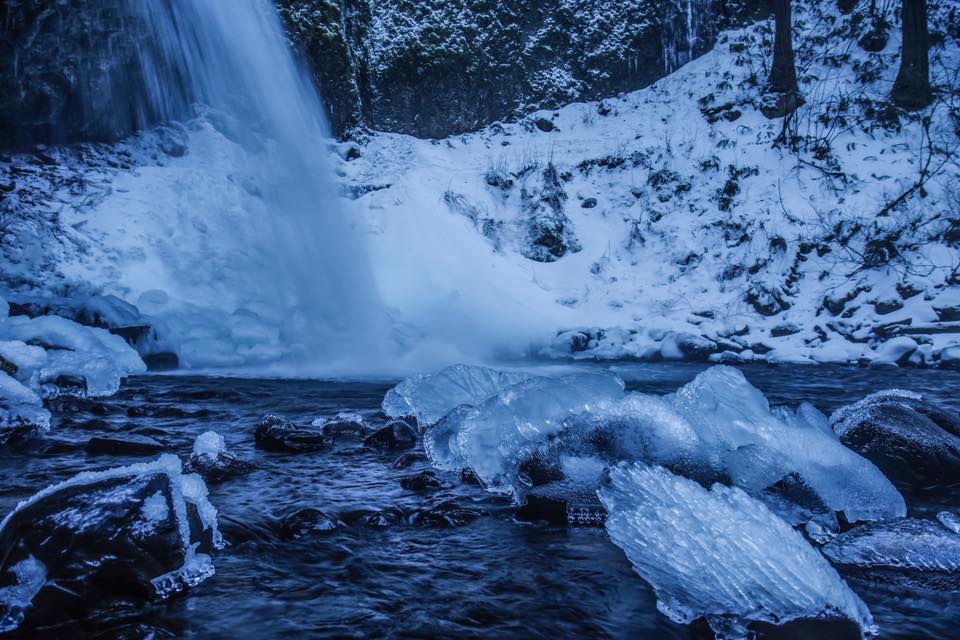 Ponytail Falls