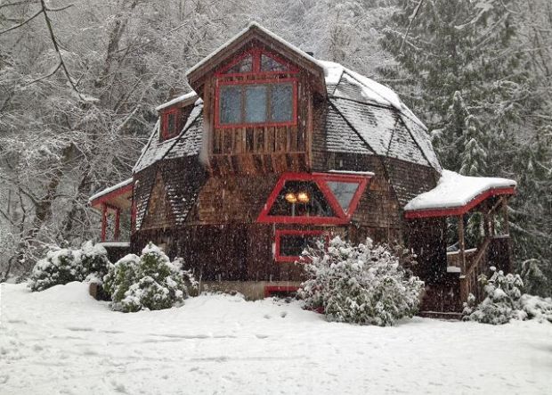 Plan Your Next Retreat At This Cozy Dome Cabin Hidey Hole That