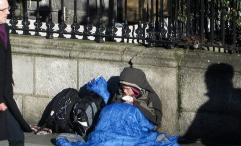 homelesswoman-768x468