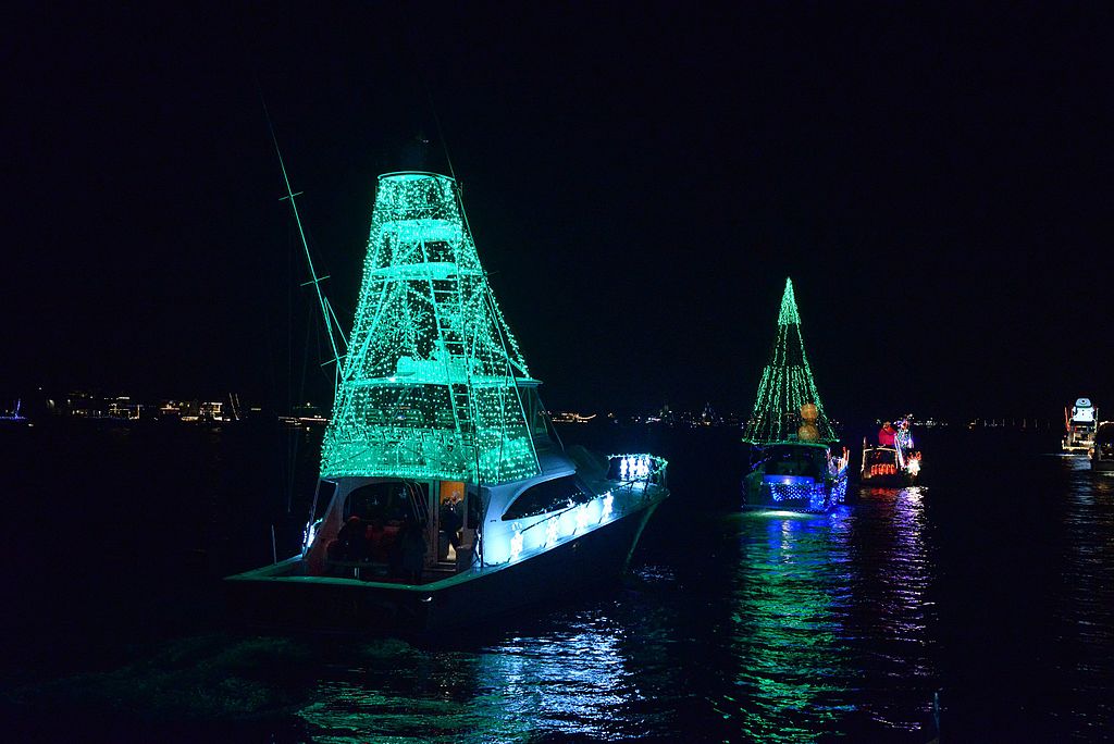 Here's The Most Magical Oregon Christmas Parades In 2019 | That Oregon Life