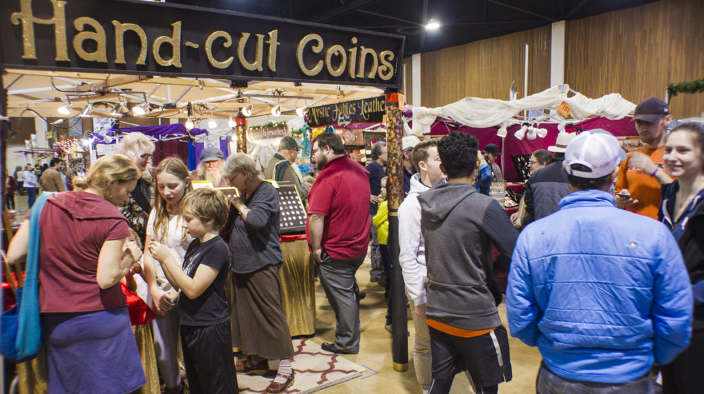 This Holiday Market in Oregon Features Over 200 Amazing Craft Booths