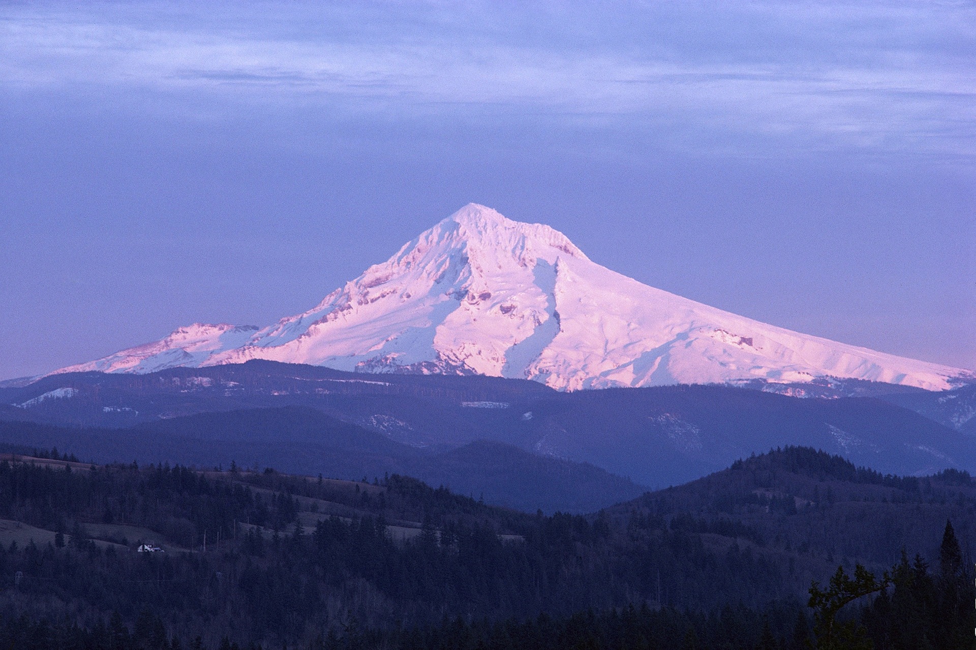 Mt., Hood, Mount Adams, Pacific Northwest, Cascade Mountain Volcanoes, Earthquakes, Oregon, Washington, Seismic Activity, Fall 2024