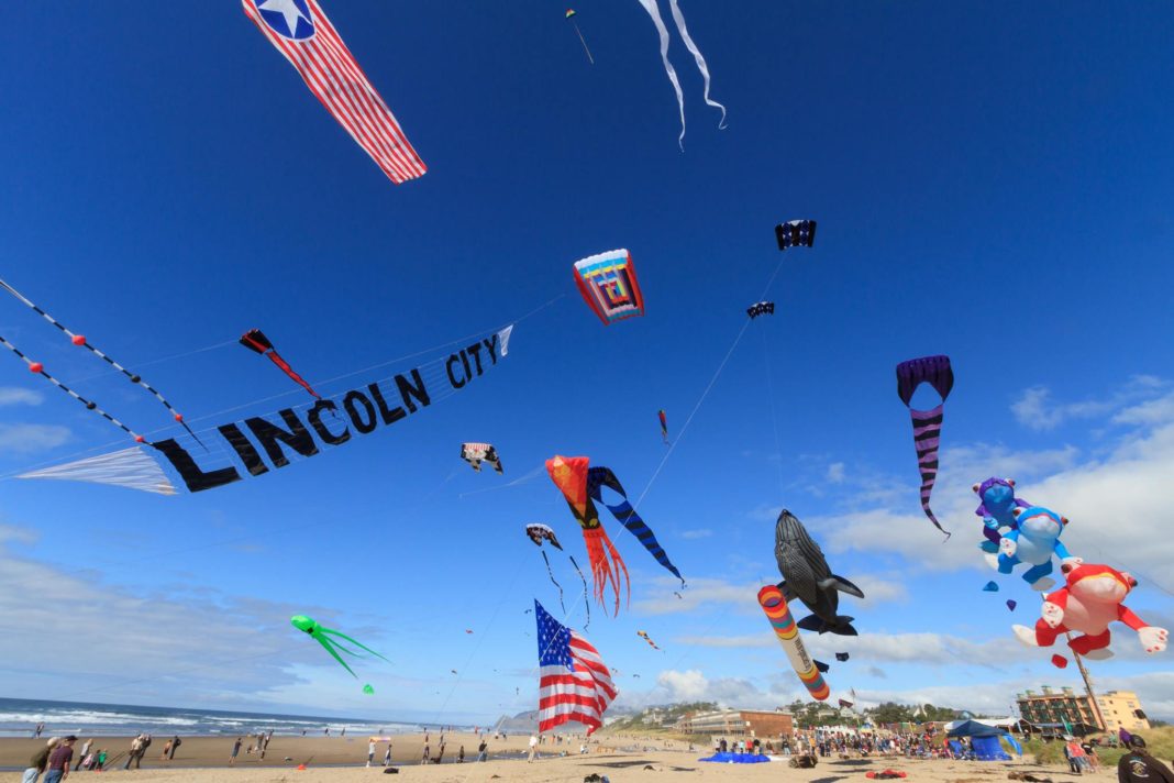 This Fall Kite Festival On The Oregon Coast Will Blow You Away