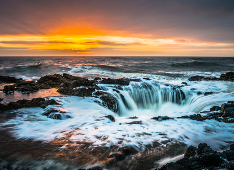 Thor’s Well: The Mysterious Hole Draining The Pacific Ocean