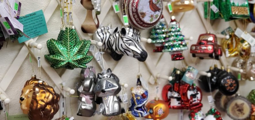 The Christmas Store On The Oregon Coast That's Open All Year