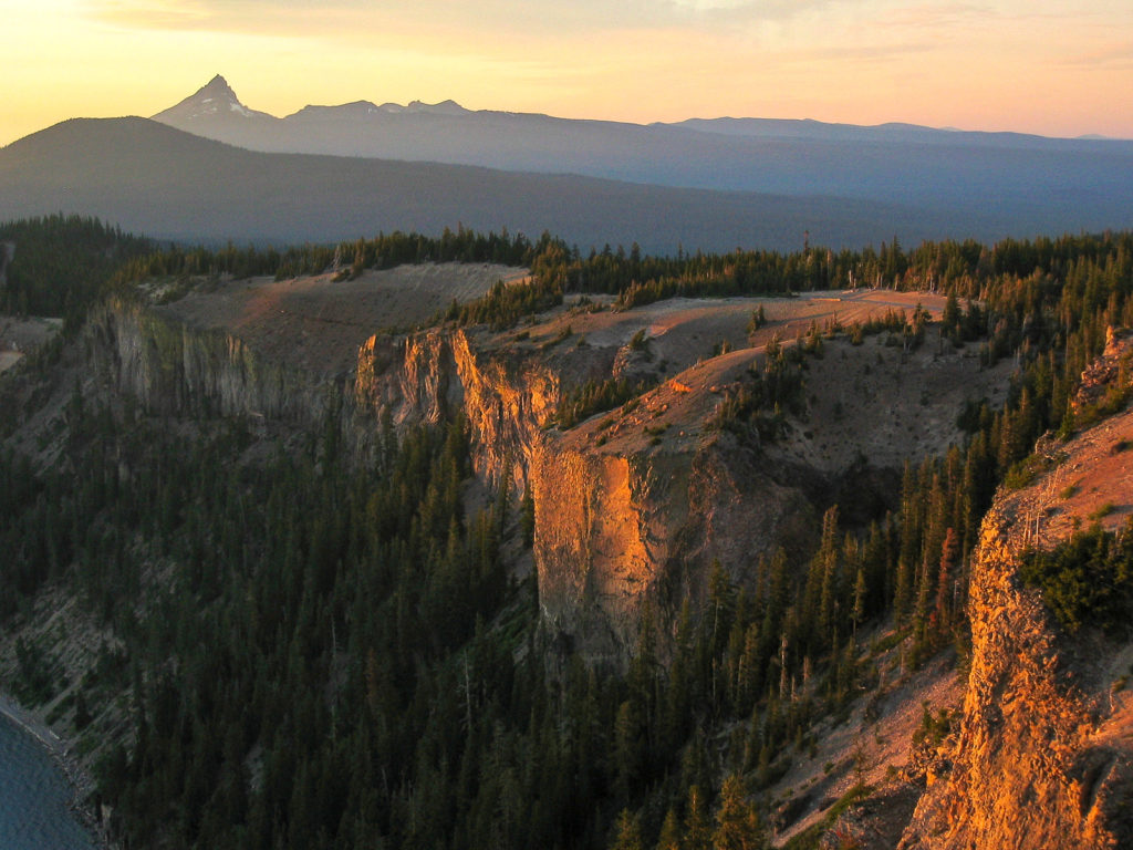 camping near crater lake