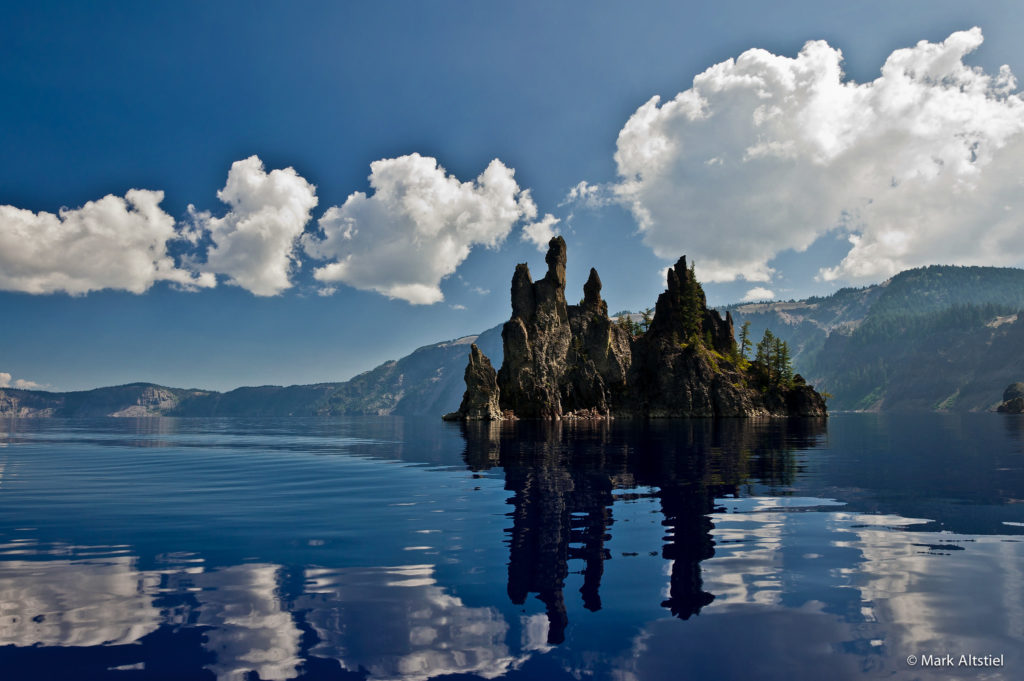 20 Stunning Views Of Crater Lake National Park You Need To See