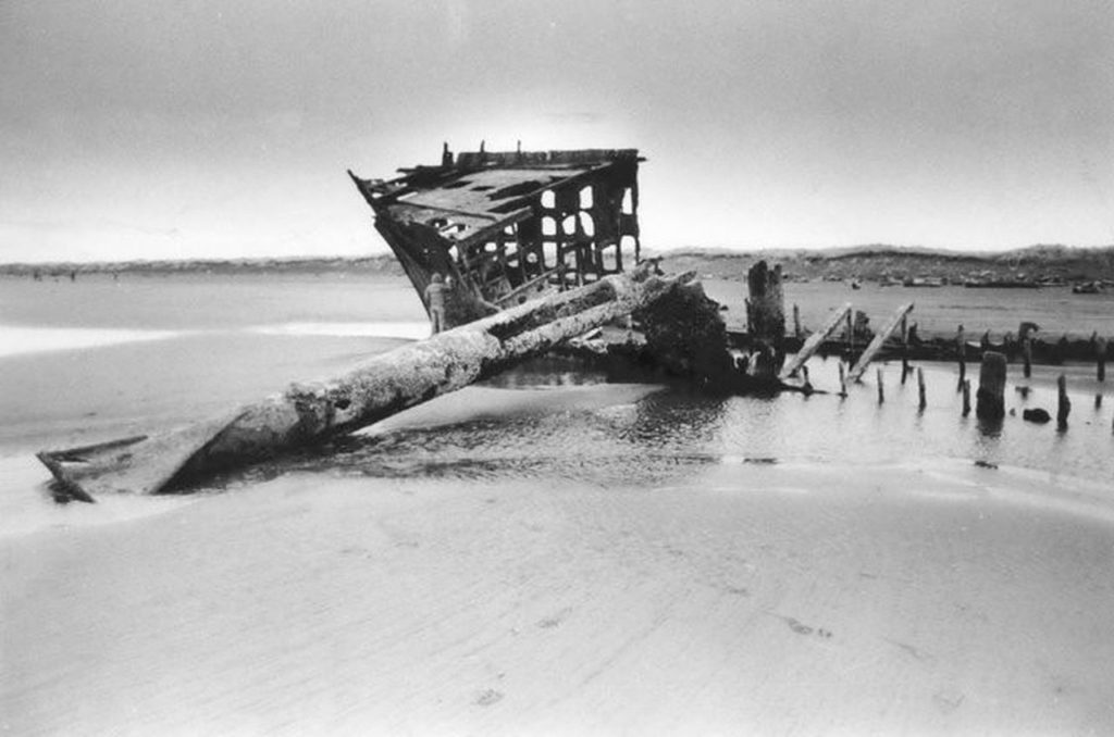 peter iredale shipwreck