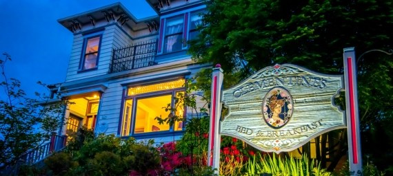 Stay In A Historic Bed & Breakfast in Astoria Oregon