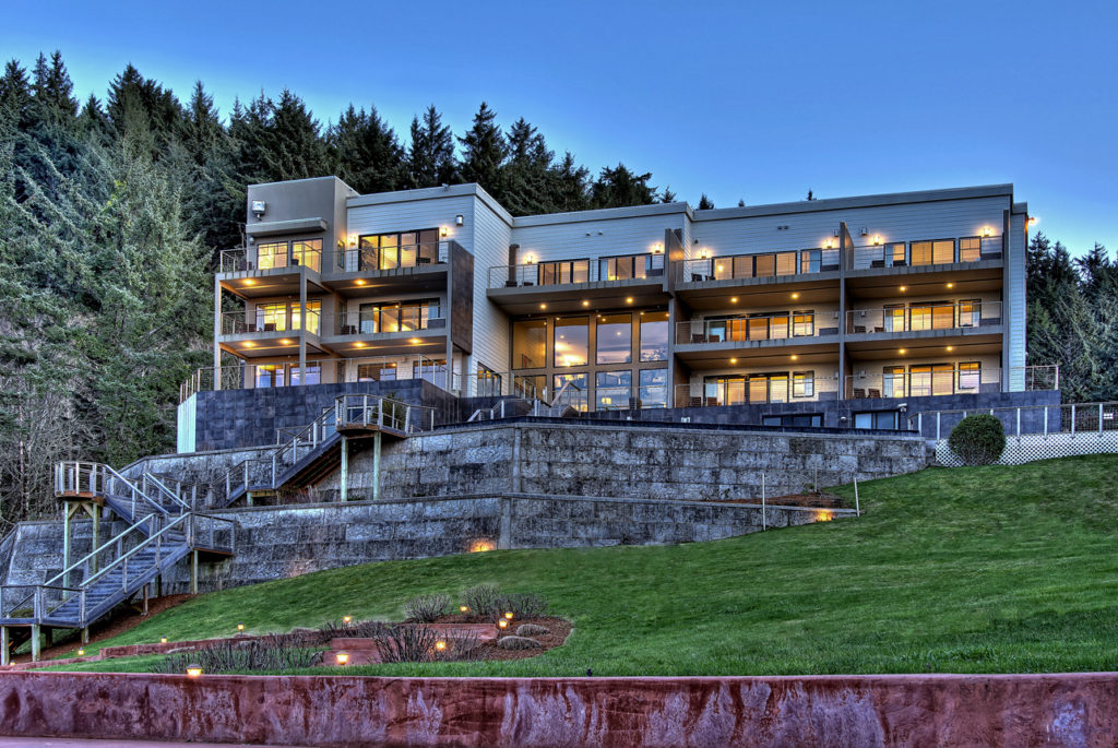 Every Room Has A View At This Super Cute Boutique Hotel On The Oregon Coast