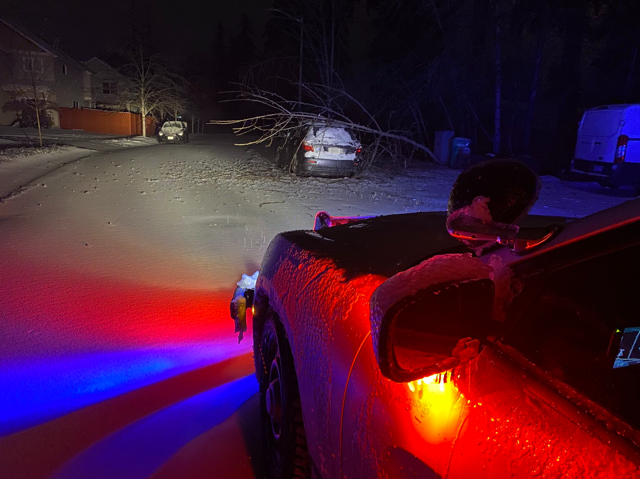 Ice Storm Hammers Oregon, Massive Power Outages Could Last Through Weekend