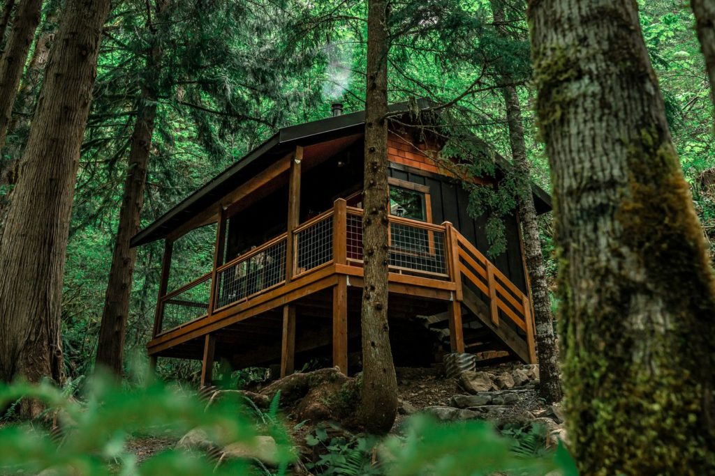 Stay The Weekend At One Of Oregon's Most Gorgeous Secluded Cabins