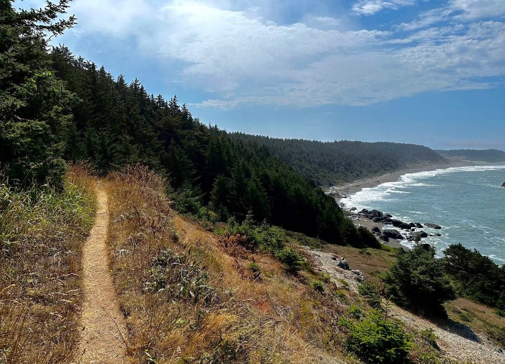 Blacklock Point, Floras Lake, Oregon Coast, Hiking, Southern Coast, Cape Blanco, Gold Beach, Curry County, Unique Landscapes, PNW, Pacific Northwest, Places To Go, Things To Do, Biking Trails, Windsurfing, Natural Beauty