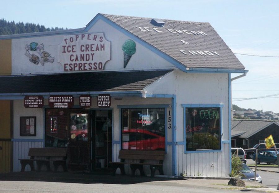 Yachats topper's Ice Cream