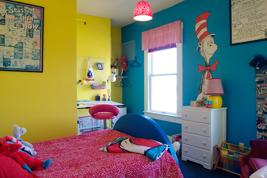 dr suess room best oregon lodging