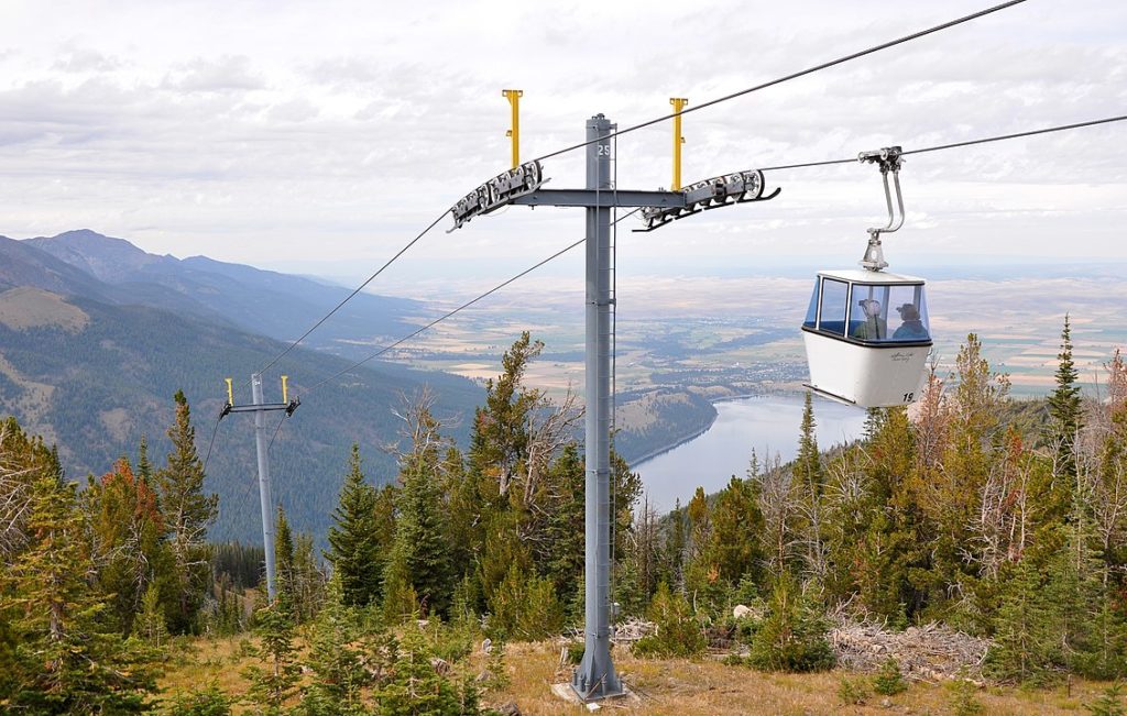 wallowa lake tramway gondolas oregon