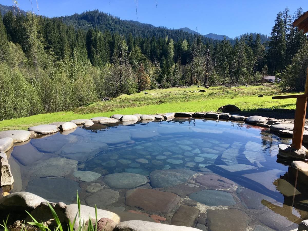 Breitenbush Hot Springs