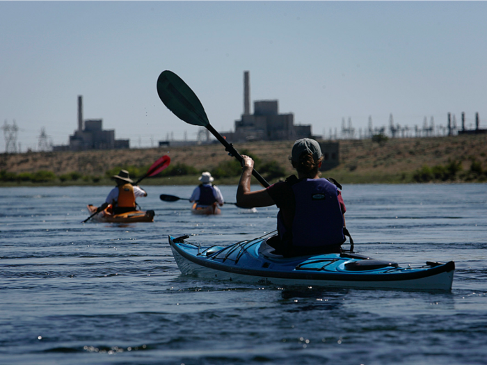 kayaking the columbia river