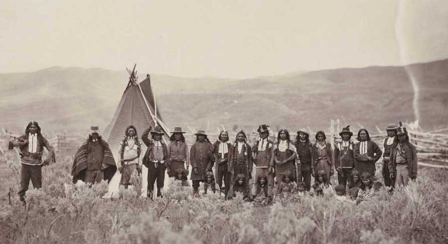 Shoshone People native americans