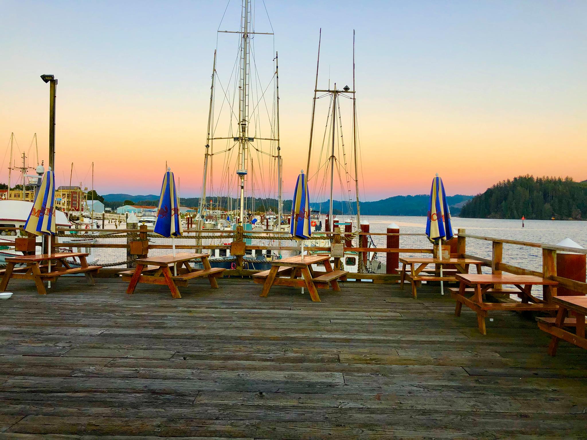 Get All You Can Eat Dungeness Crab At This Restaurant In Florence Oregon