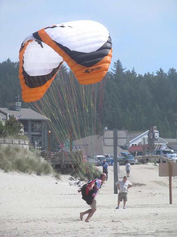 paragliding cape kiwanda