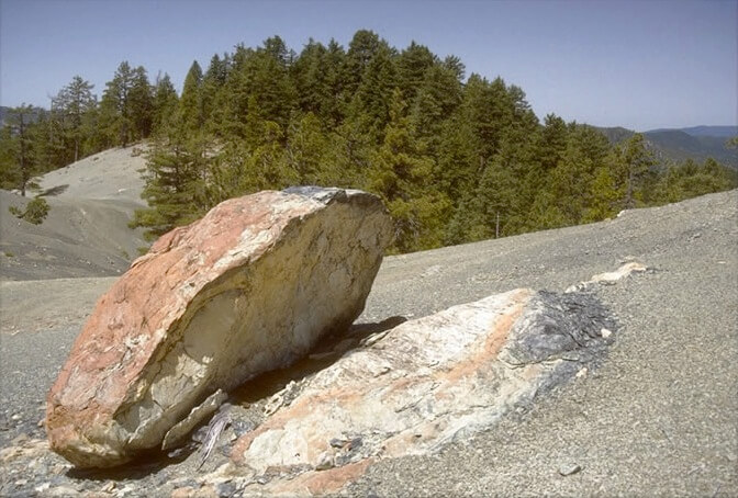 Serpentine Ridge near Illinois River Trail