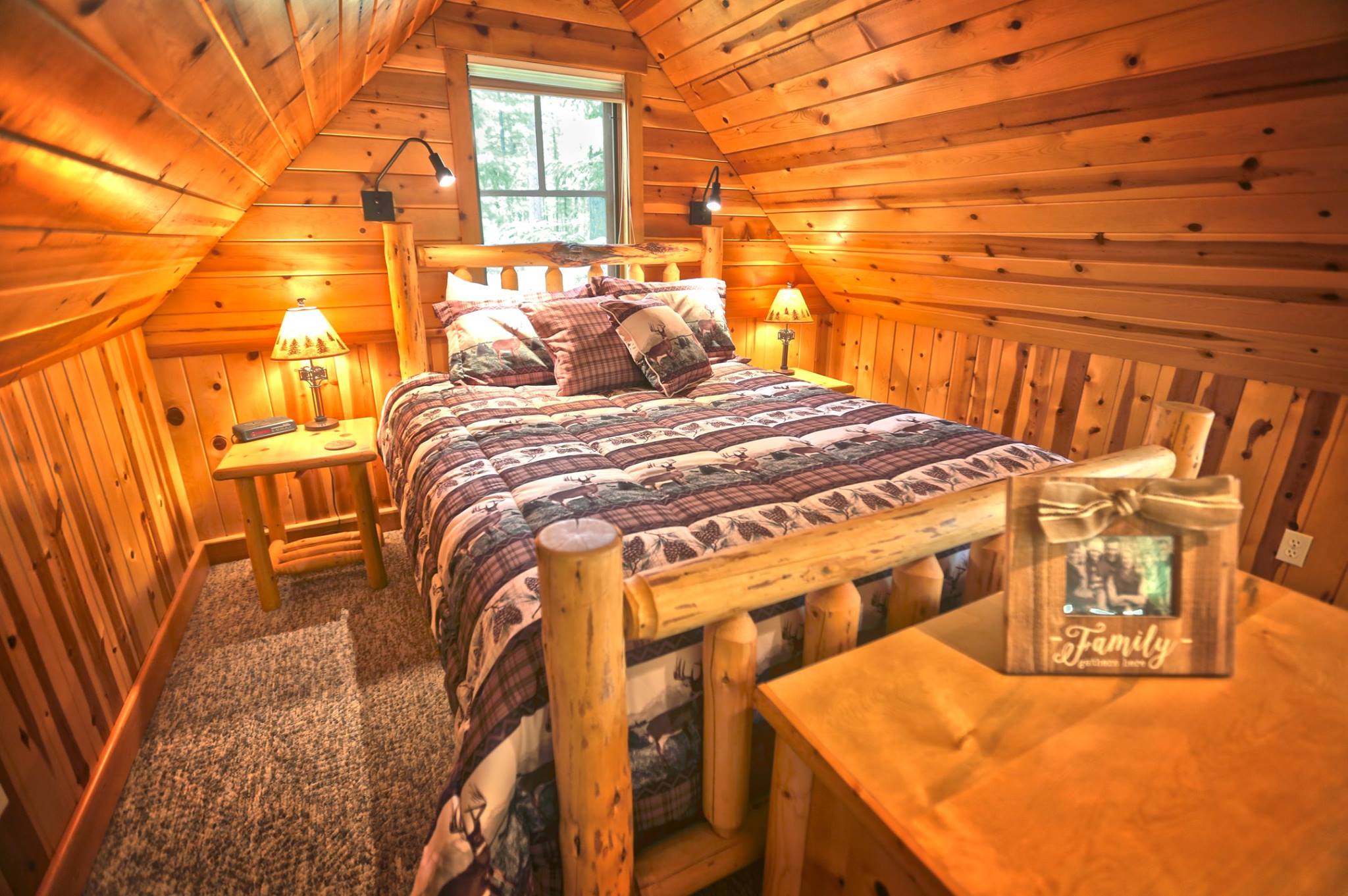 These Luxury Cabins On The Metolius River Are Perfect For A Weekend Getaway