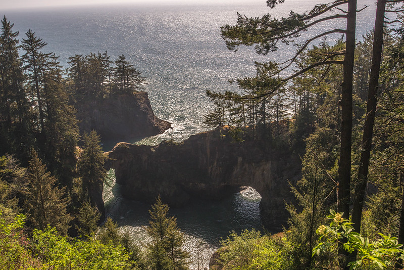 Natural Bridges Brookings Oregon