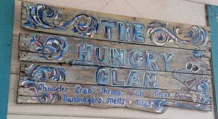 The Hungry Clam Brookings Oregon Sign