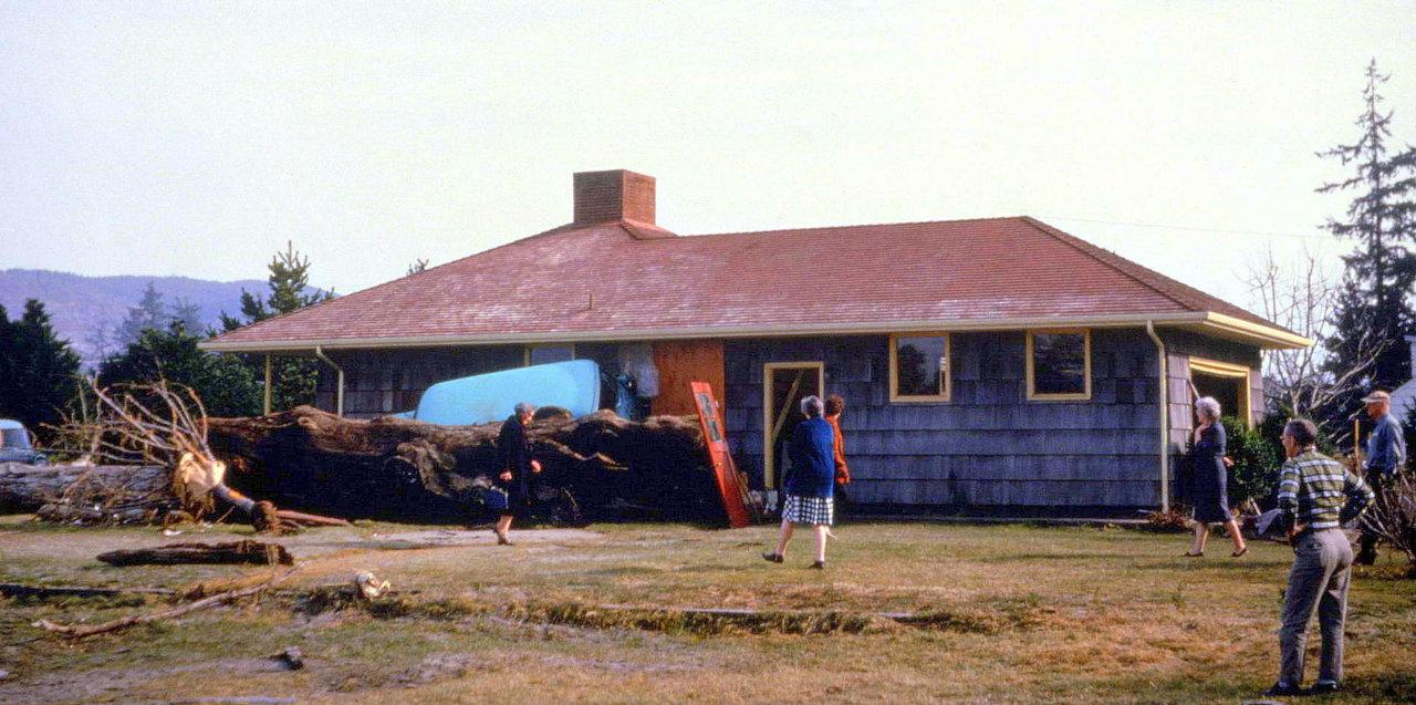 Seaside oregon tsunami 1964