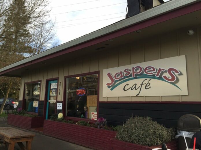 The exterior of Jasper's Cafe in Medford Oregon.