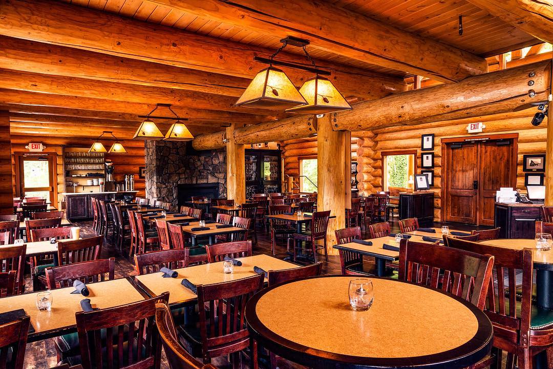 Dine With A Majestic River View At Oregon's Stone Cliff Inn