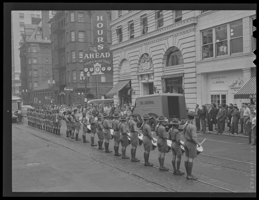 al monner oregon wwii photographs