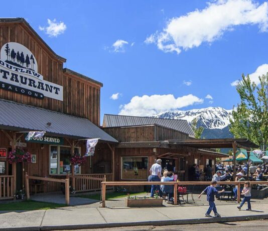 A gorgeous view of snowcapped mountains from outside Outlaw Restaurant in Joseph, Oregon