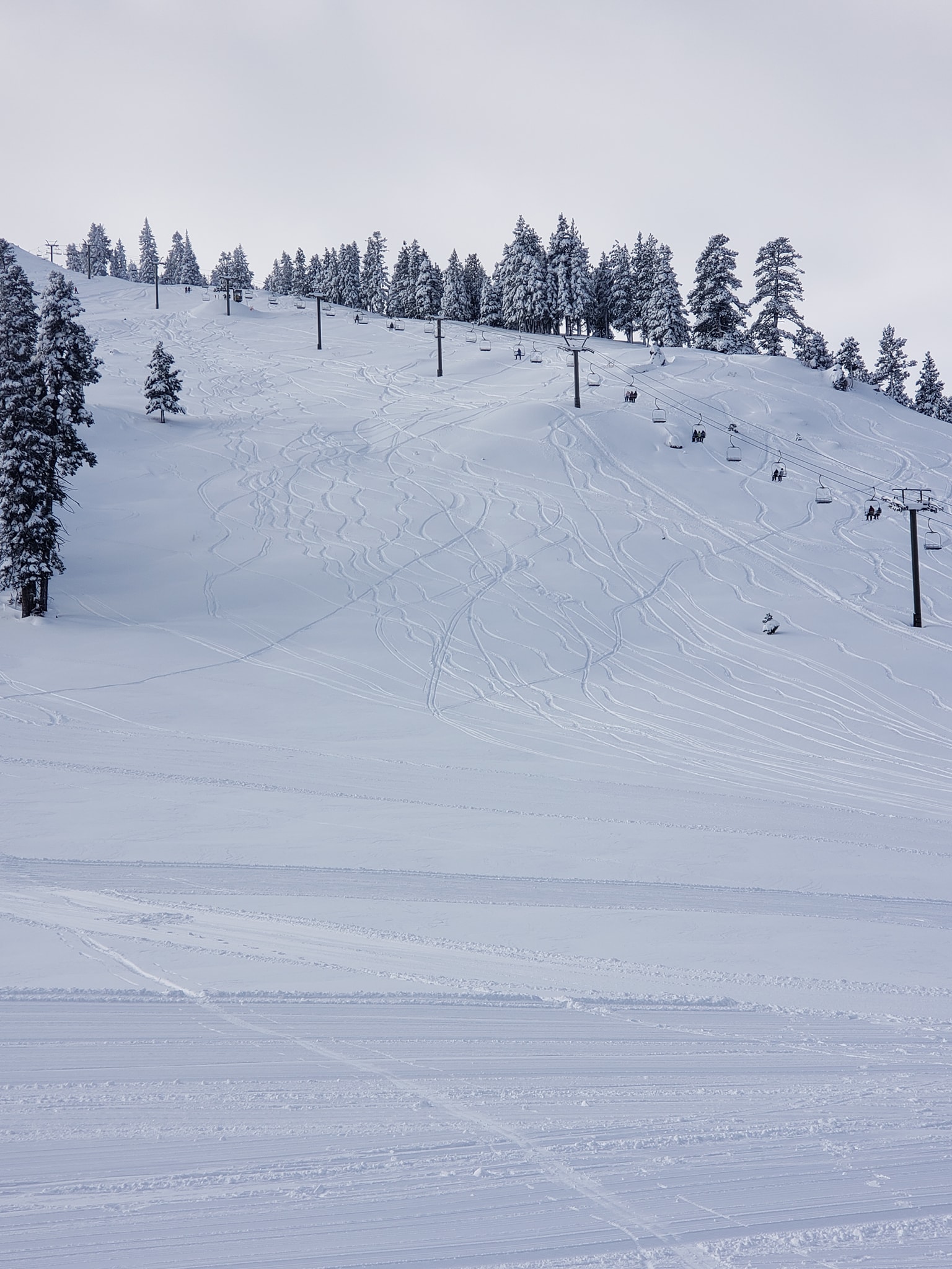 The chairlift at Warner Canyon.