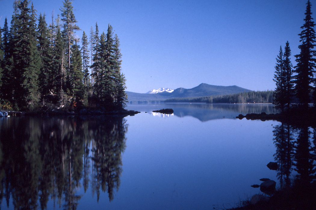 Waldo Lake photo via US Forest Service