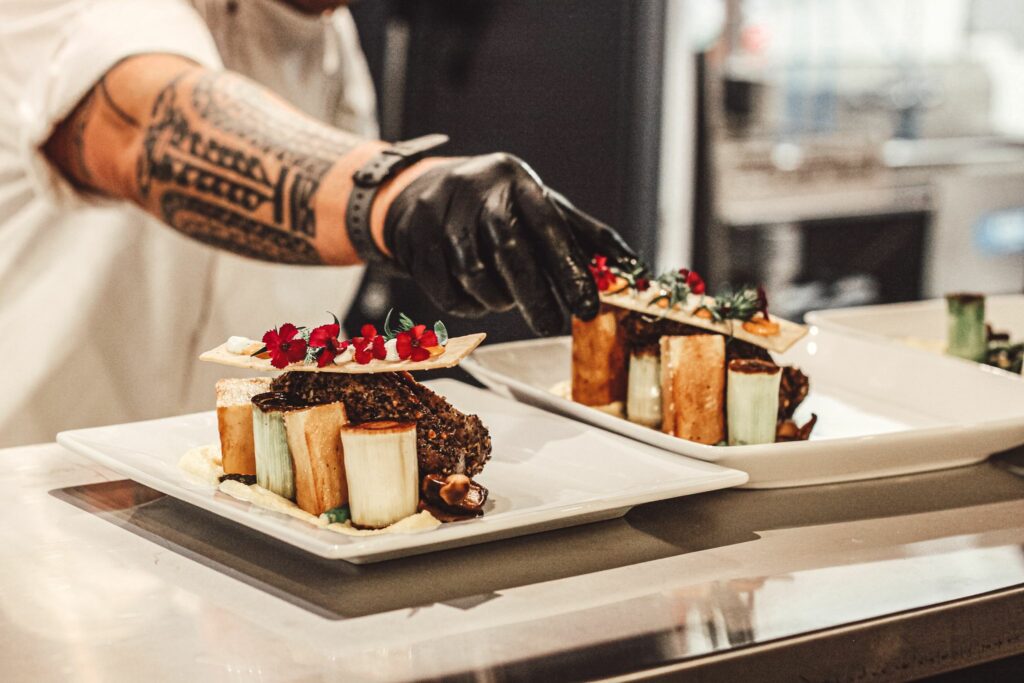 Oshen's Chophouse plating