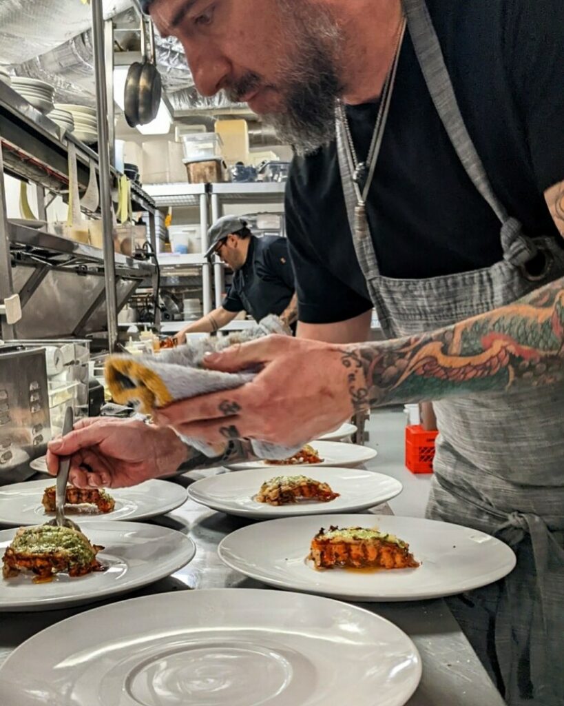 plating food